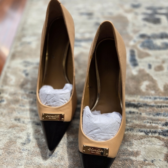Coach Black and Tan Heels - Picture 1 of 14
